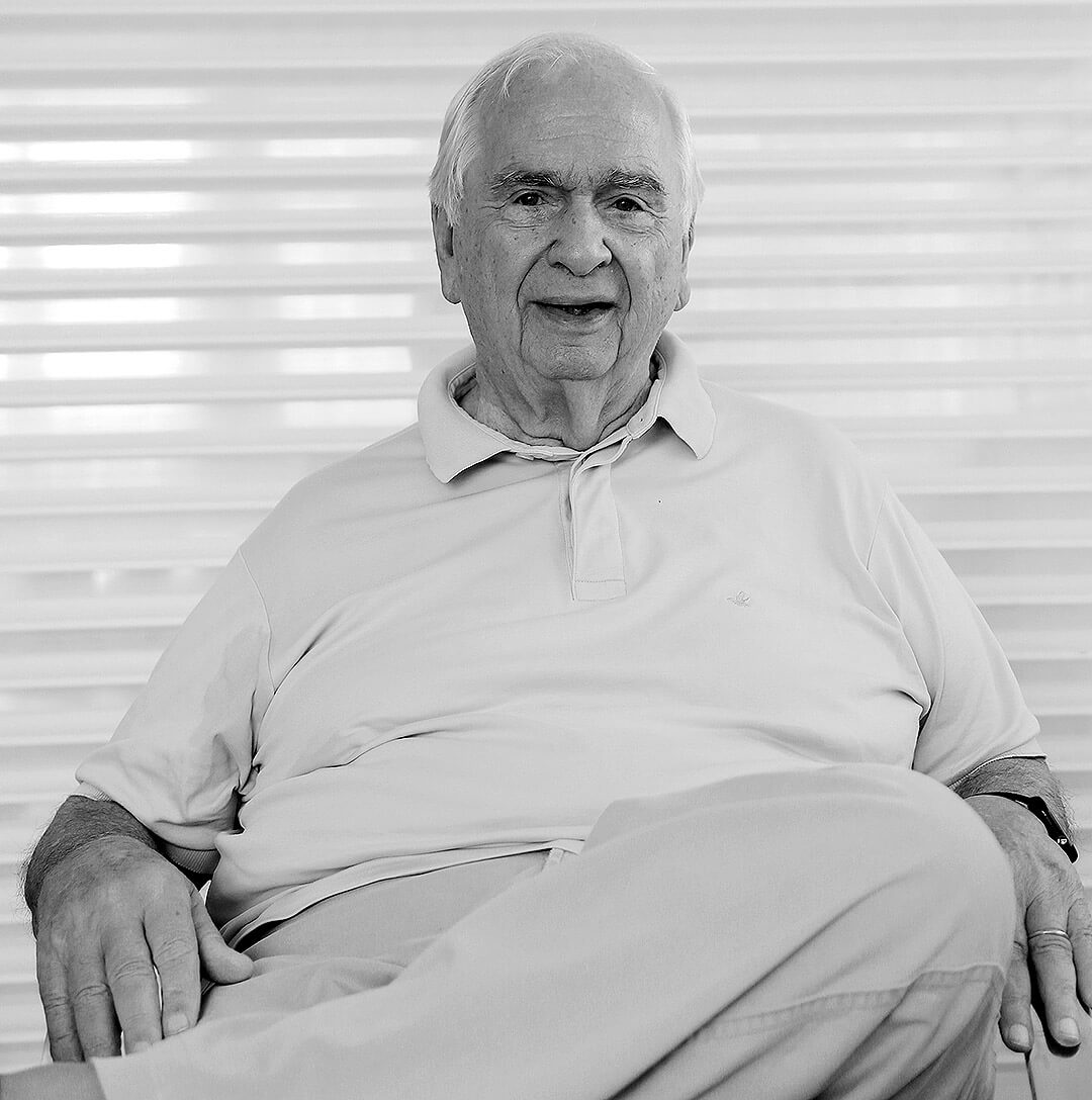 Fundador da Móveis América